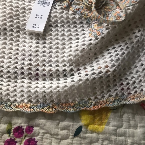 Abercrombie & Fitch White Camisole - Picture 3 of 6